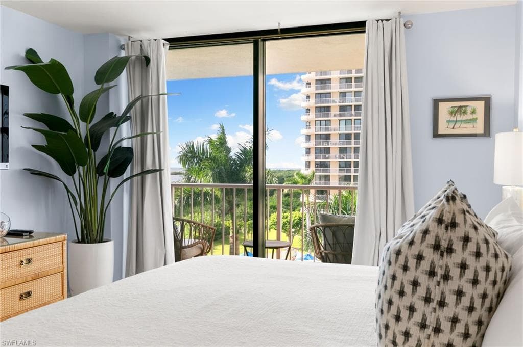 380 Seaview Ct 510, Marco Island, FL 34145-15