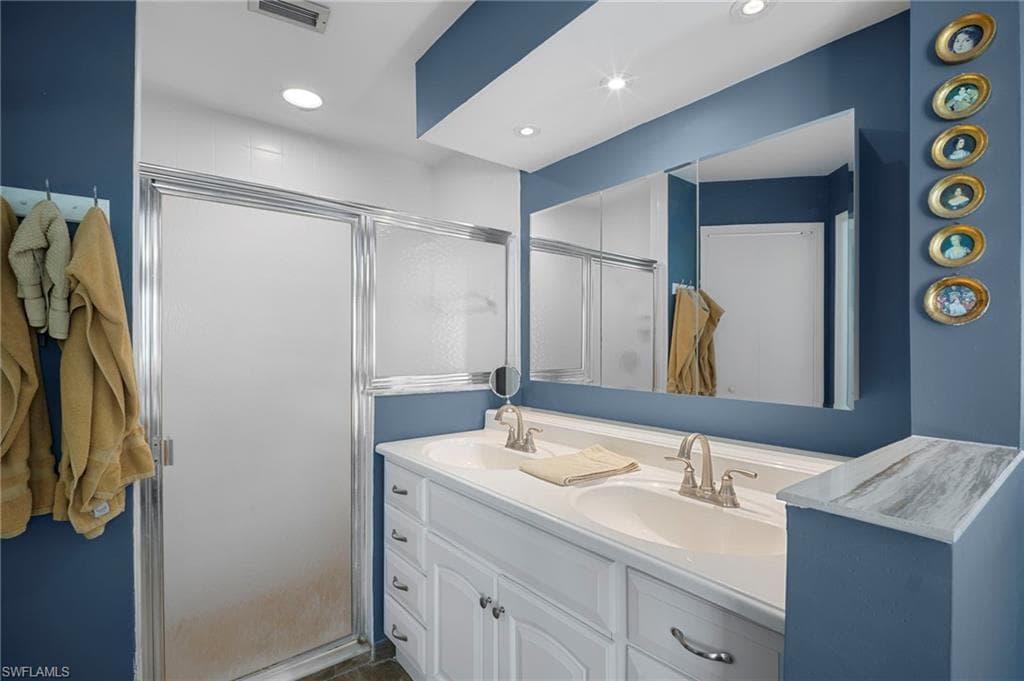 1931 Golfside Village Dr, Lehigh Acres, FL 33936-6