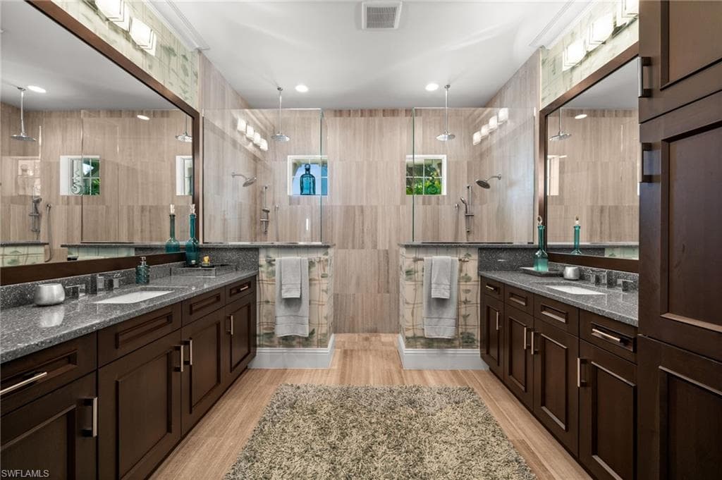 6380 Lyford Isle Dr, Naples, FL 34113-30