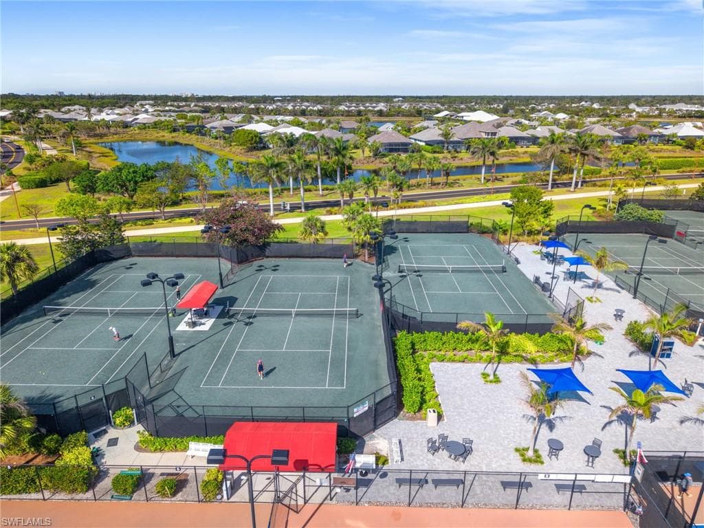 6380 Lyford Isle Dr, Naples, FL 34113-42