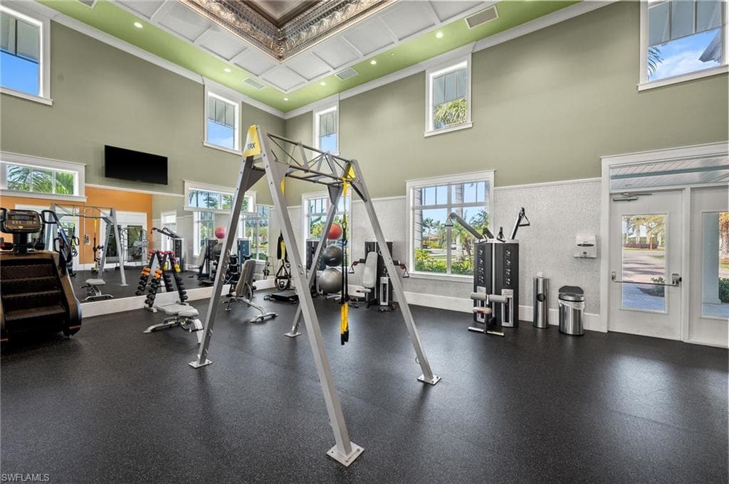 6380 Lyford Isle Dr, Naples, FL 34113-44