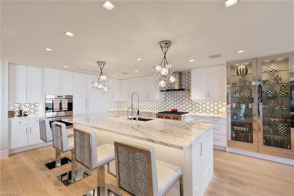 6897 Grenadier Blvd 1202, Naples, FL 34108-12