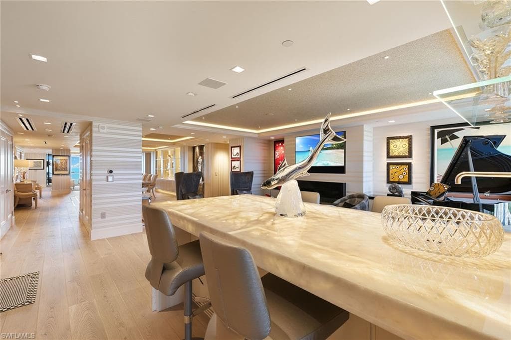 6897 Grenadier Blvd 1202, Naples, FL 34108-23