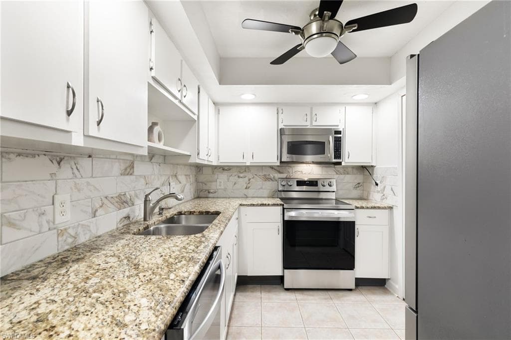 17017 Golfside Cir 404, Fort Myers, FL 33908-7