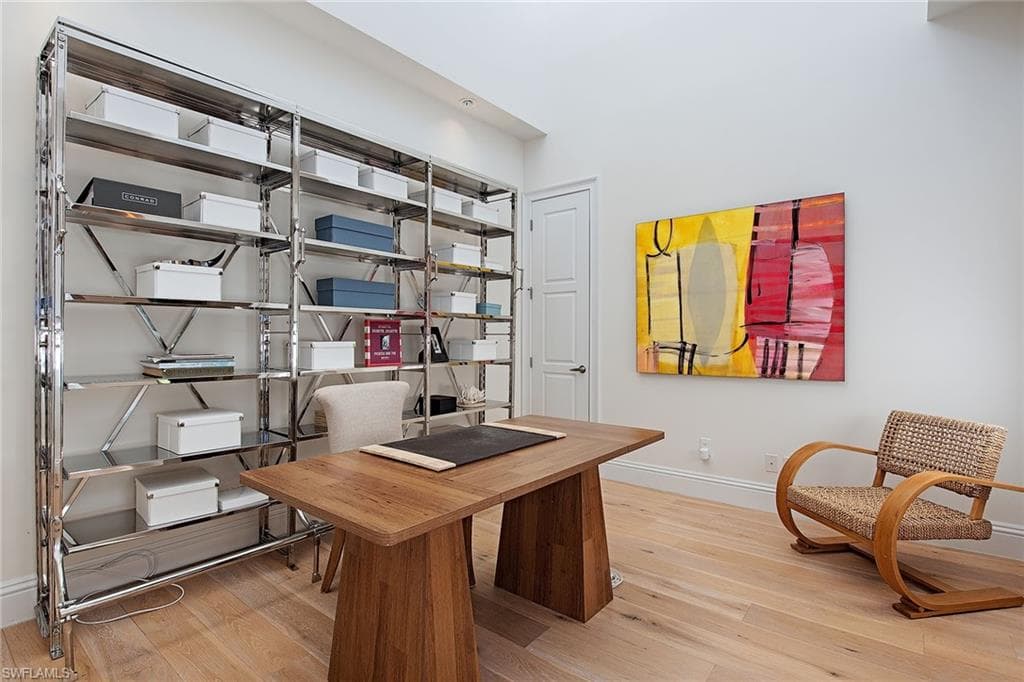 750 11th St S C, Naples, FL 34102-9