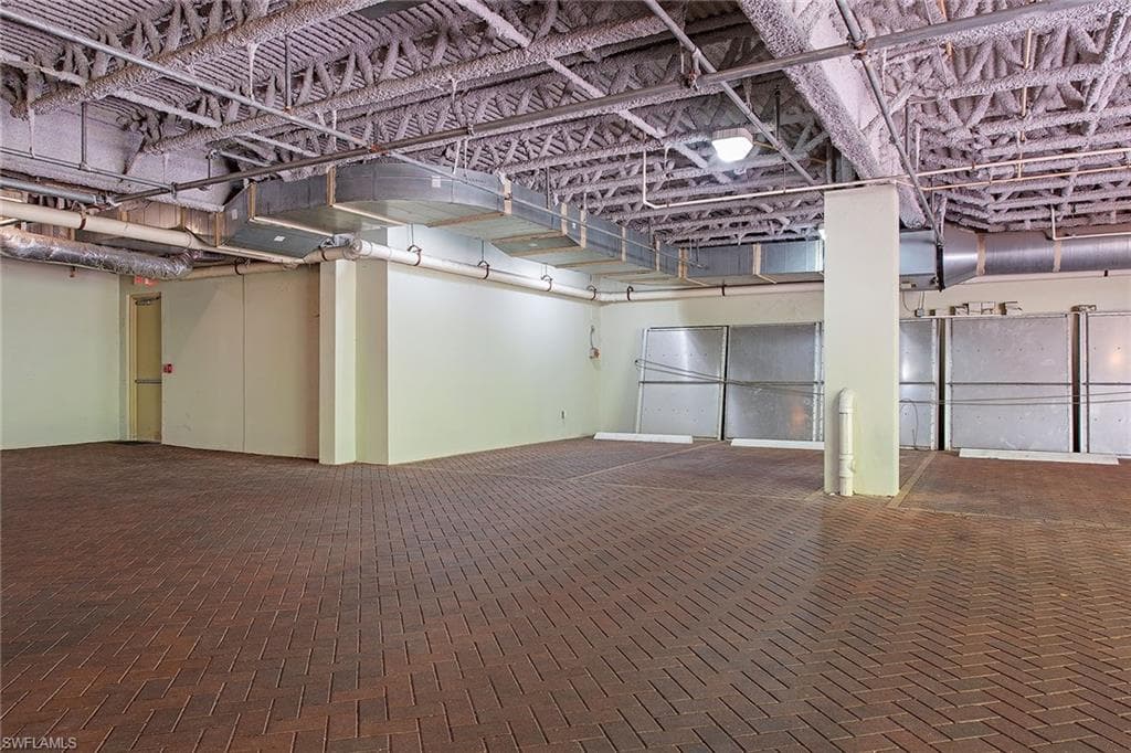 750 11th St S C, Naples, FL 34102-24