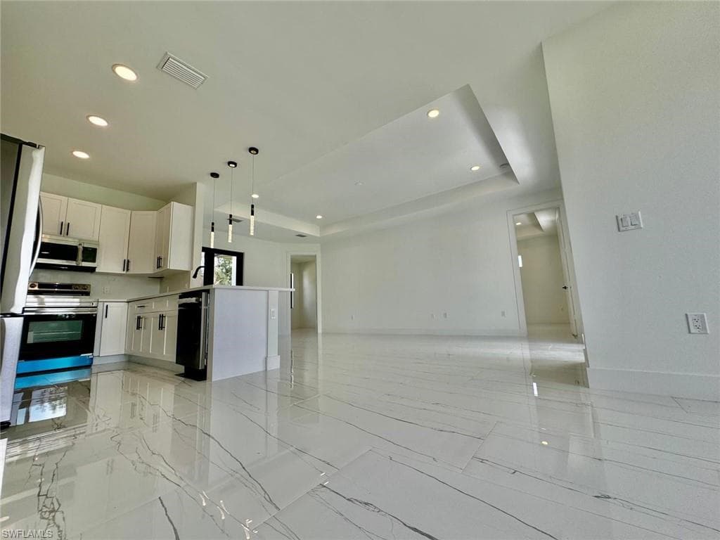 3434 27th Ave NE, Naples, FL 34120-11