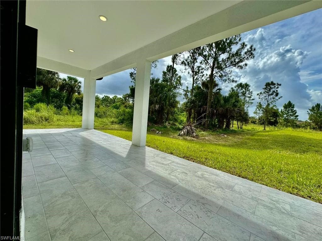 3434 27th Ave NE, Naples, FL 34120-18