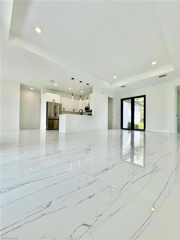 3434 27th Ave NE, Naples, FL 34120-5