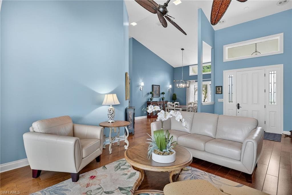 6 Bramblewood Pt, Naples, FL 34105-12