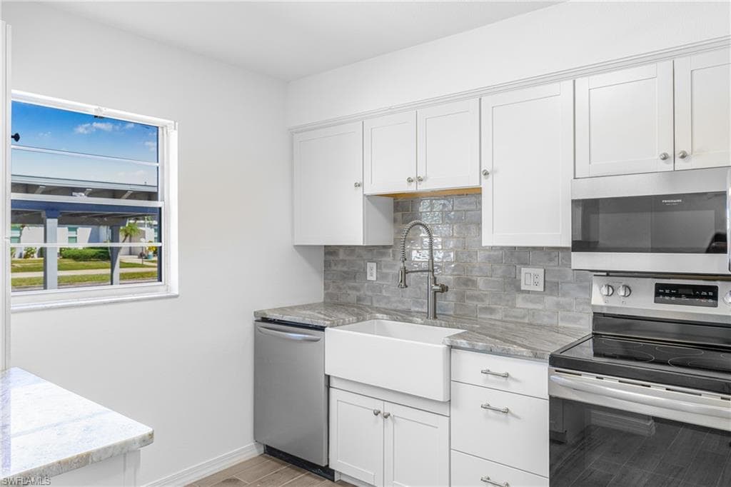 1348 Myerlee Gardens Ave, Fort Myers, FL 33919-12