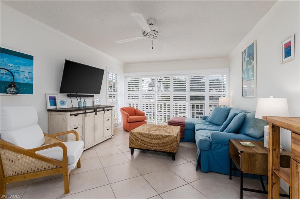 1215 Edington Pl O5, Marco Island, FL 34145-9
