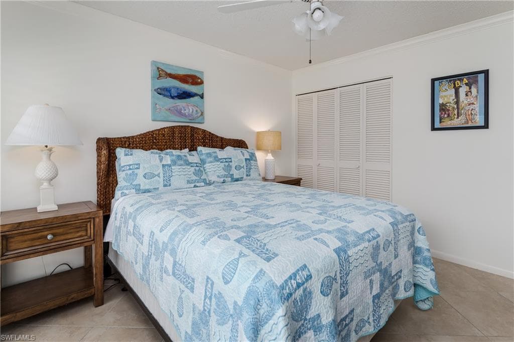 1215 Edington Pl O5, Marco Island, FL 34145-14