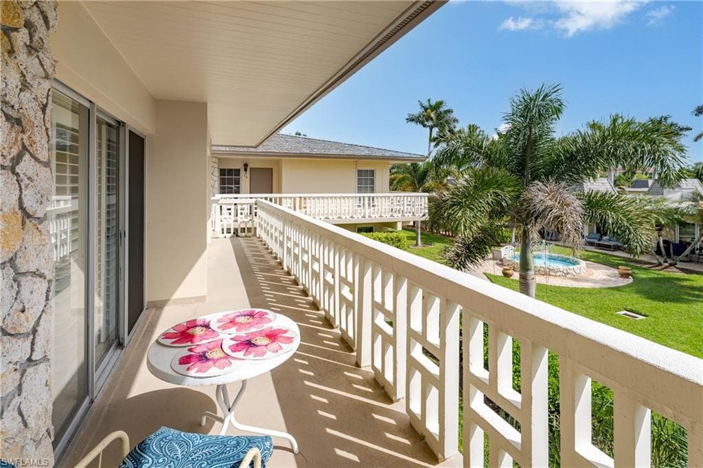 1215 Edington Pl O5, Marco Island, FL 34145-36