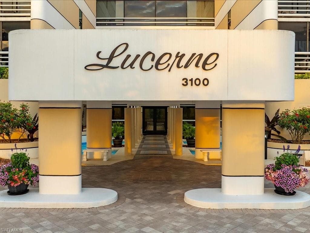 3100 Gulf Shore Blvd N 201, Naples, FL 34103-42