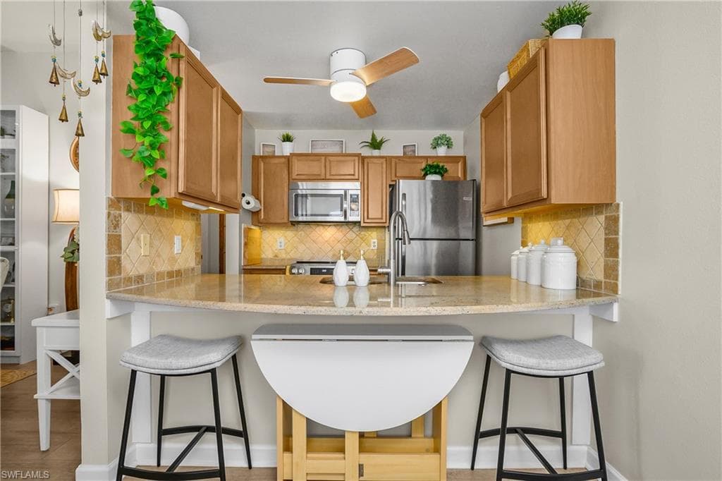 5266 Cedarbend Dr 1, Fort Myers, FL 33919-8