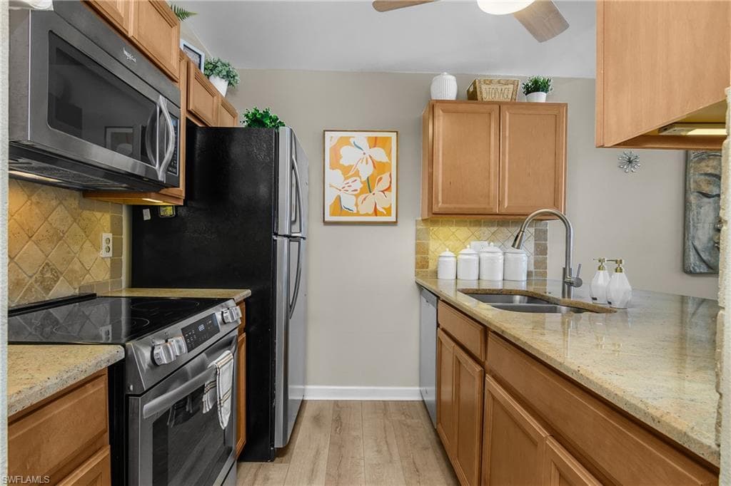 5266 Cedarbend Dr 1, Fort Myers, FL 33919-11