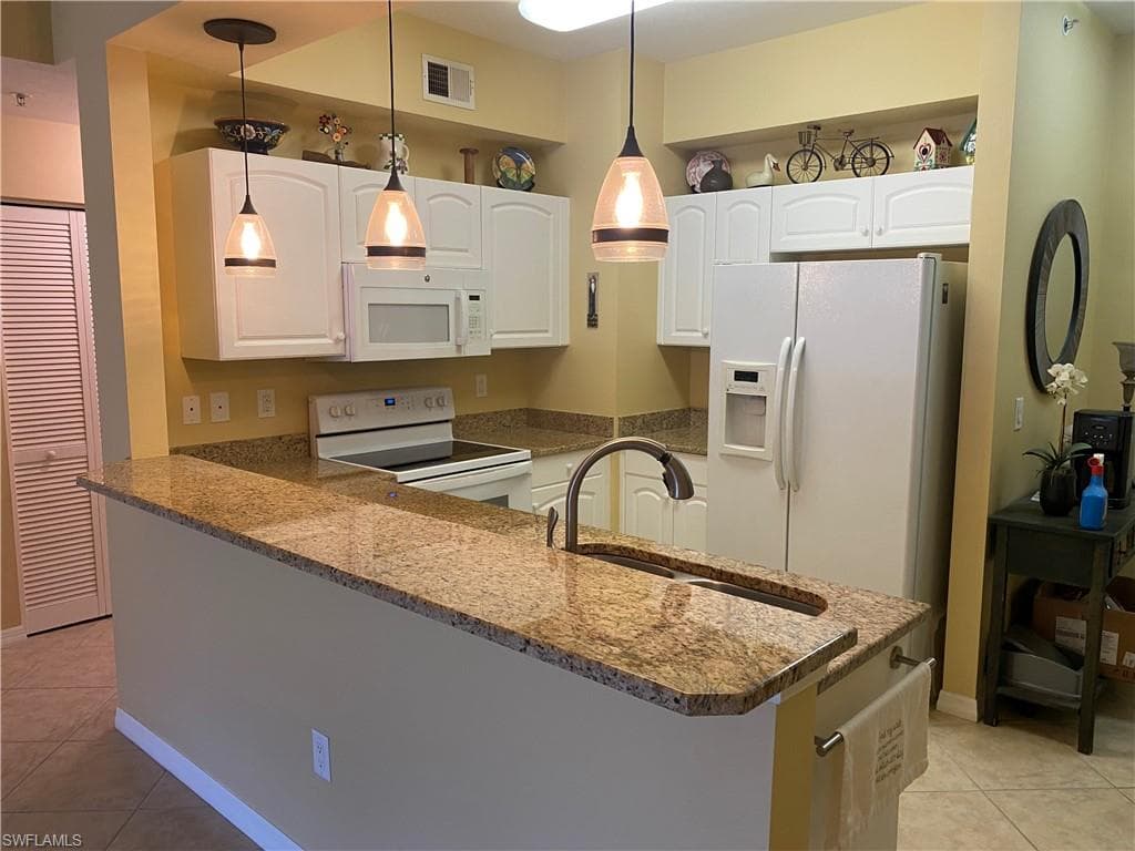 1108 Winding Pines Cir 106, Cape Coral, FL 33909-5