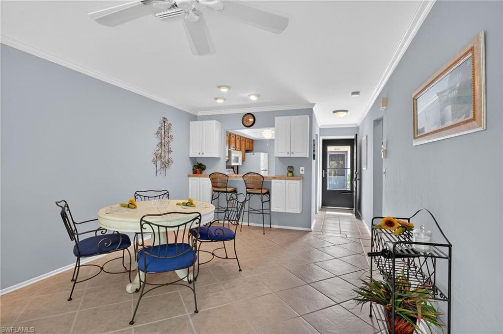 1009 Pine Isle Ln S 1009, Naples, FL 34112-11