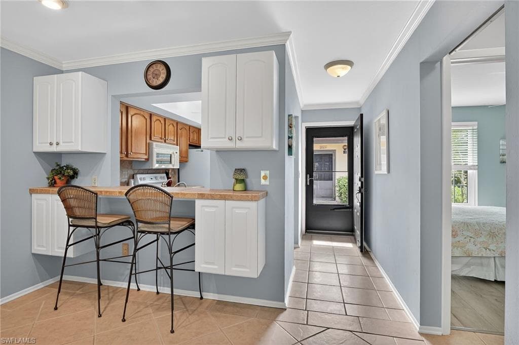 1009 Pine Isle Ln S 1009, Naples, FL 34112-12