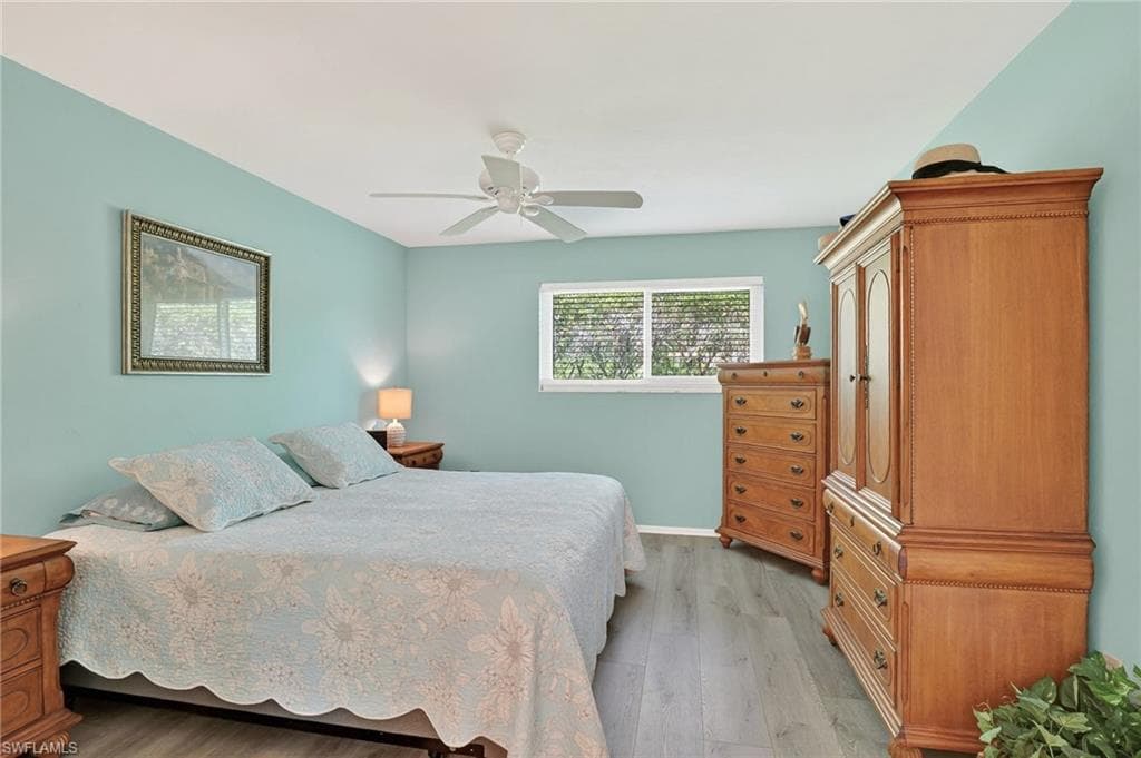 1009 Pine Isle Ln S 1009, Naples, FL 34112-22