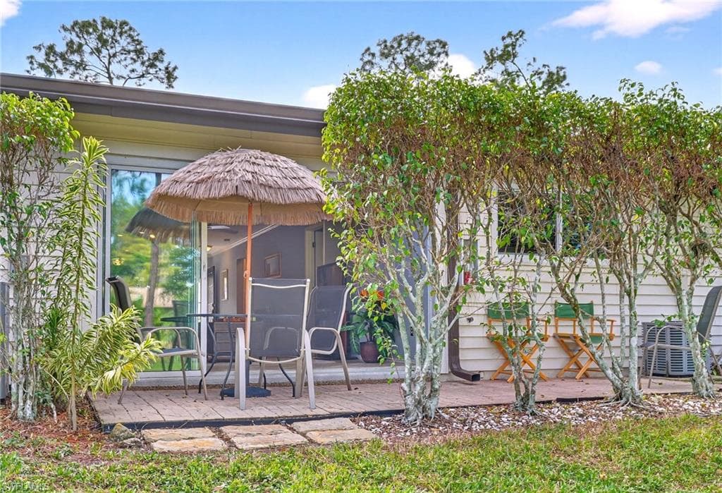 1009 Pine Isle Ln S 1009, Naples, FL 34112-7