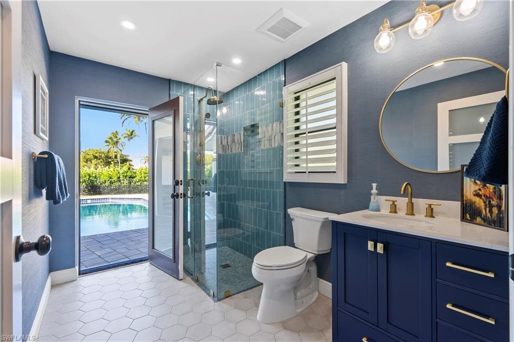 517 Parkwood Ln, Naples, FL 34103-16