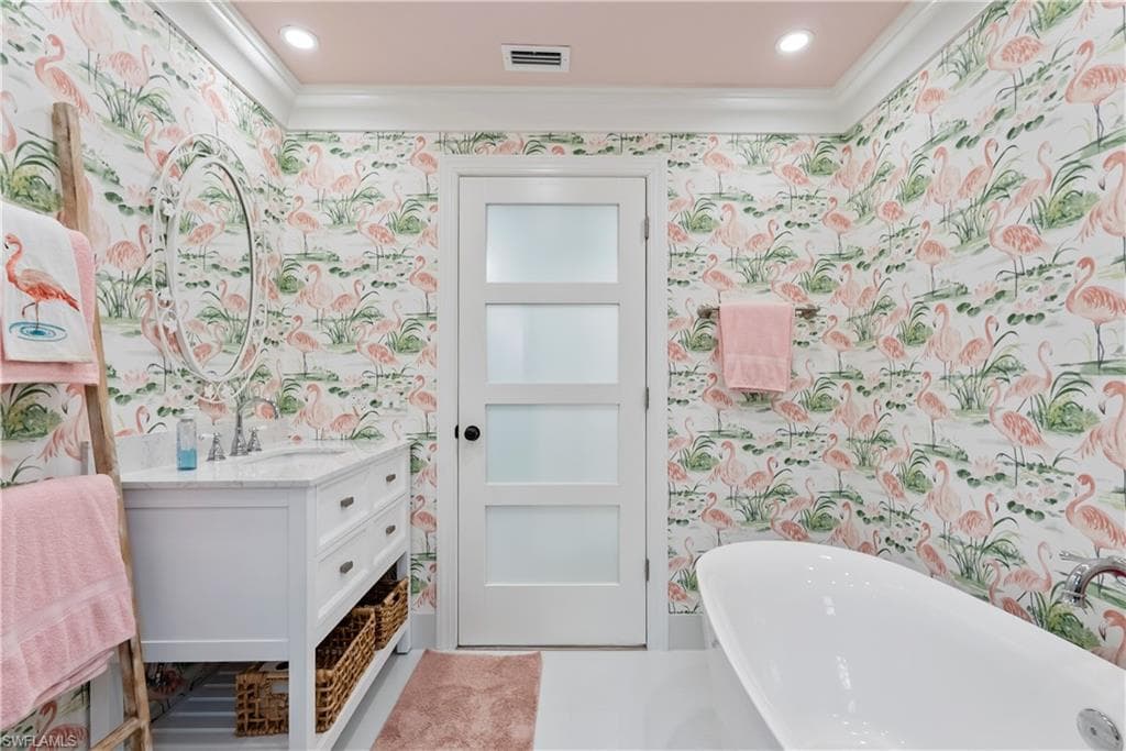 517 Parkwood Ln, Naples, FL 34103-18