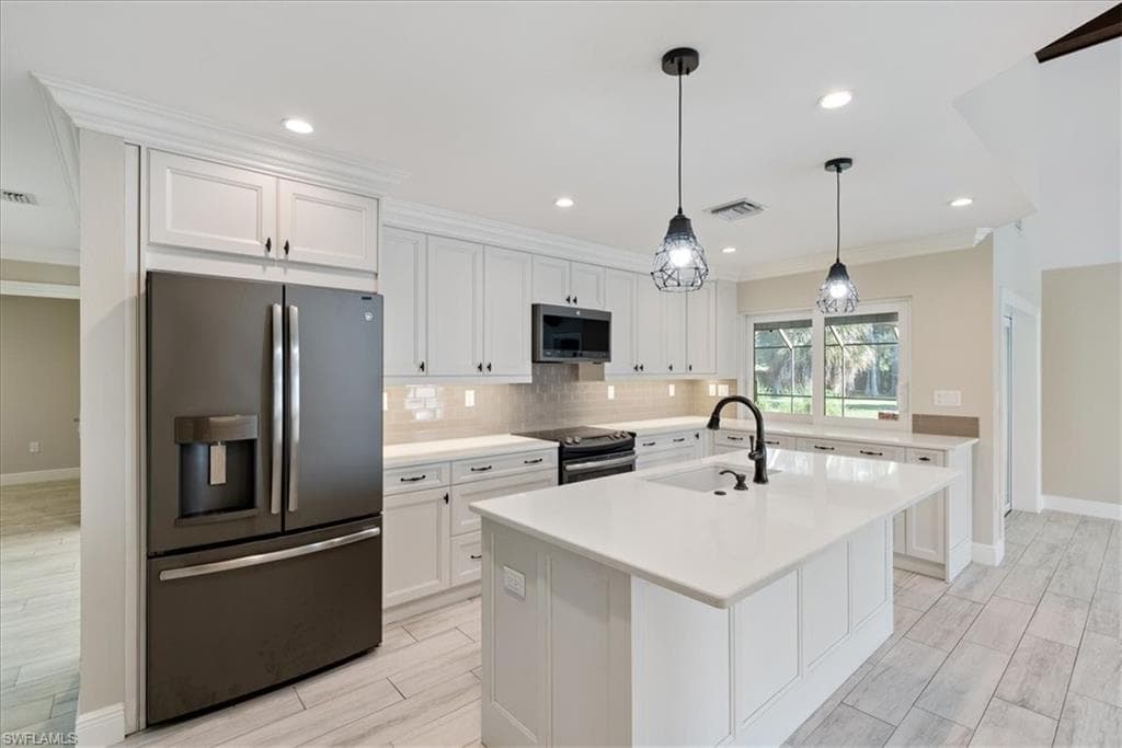 5501 Cynthia Ln, Naples, FL 34112-10