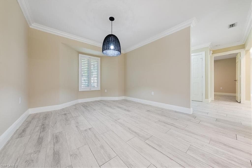 5501 Cynthia Ln, Naples, FL 34112-11