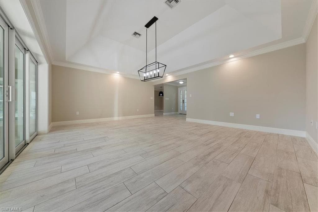 5501 Cynthia Ln, Naples, FL 34112-15