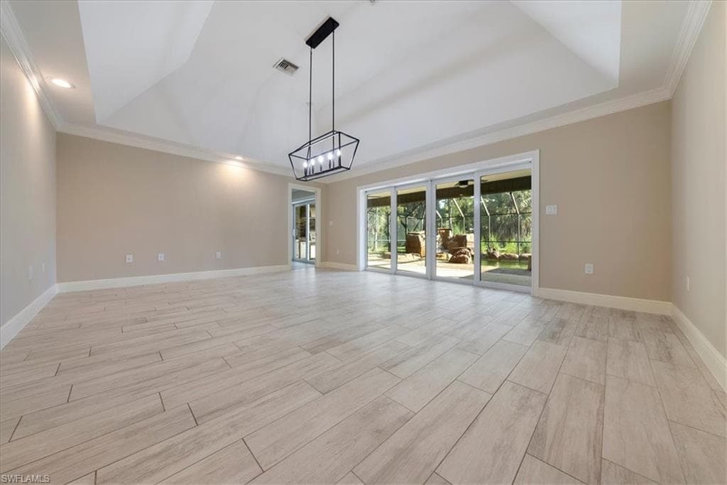 5501 Cynthia Ln, Naples, FL 34112-16