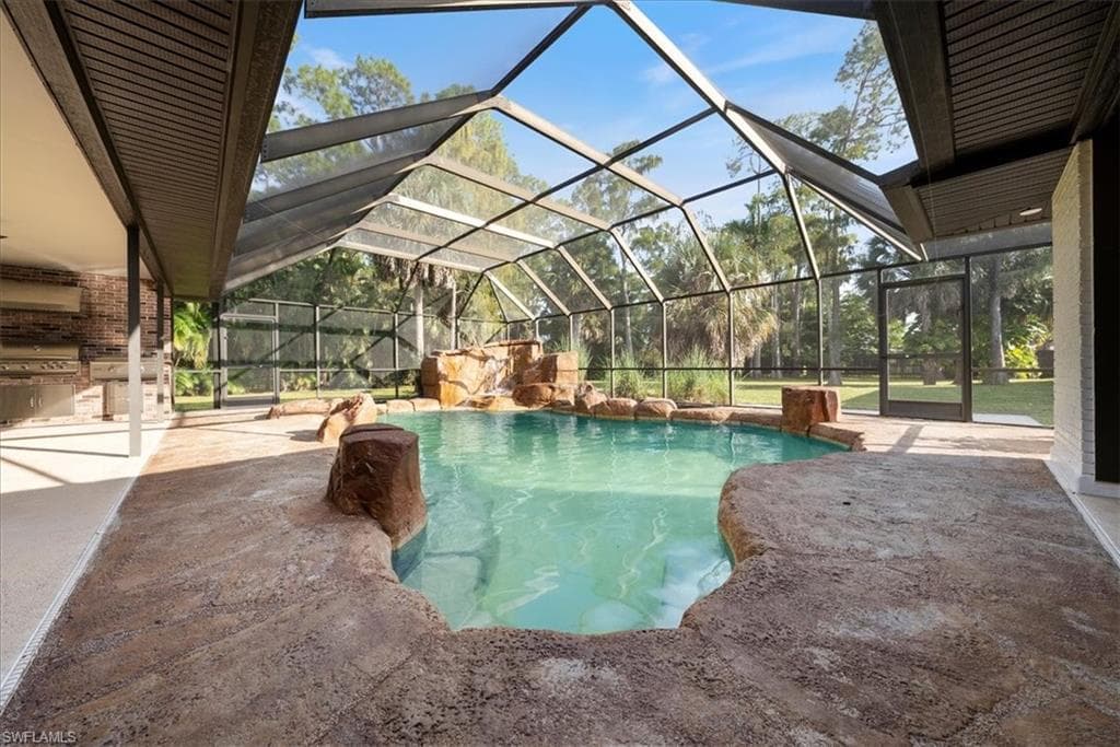 5501 Cynthia Ln, Naples, FL 34112-28