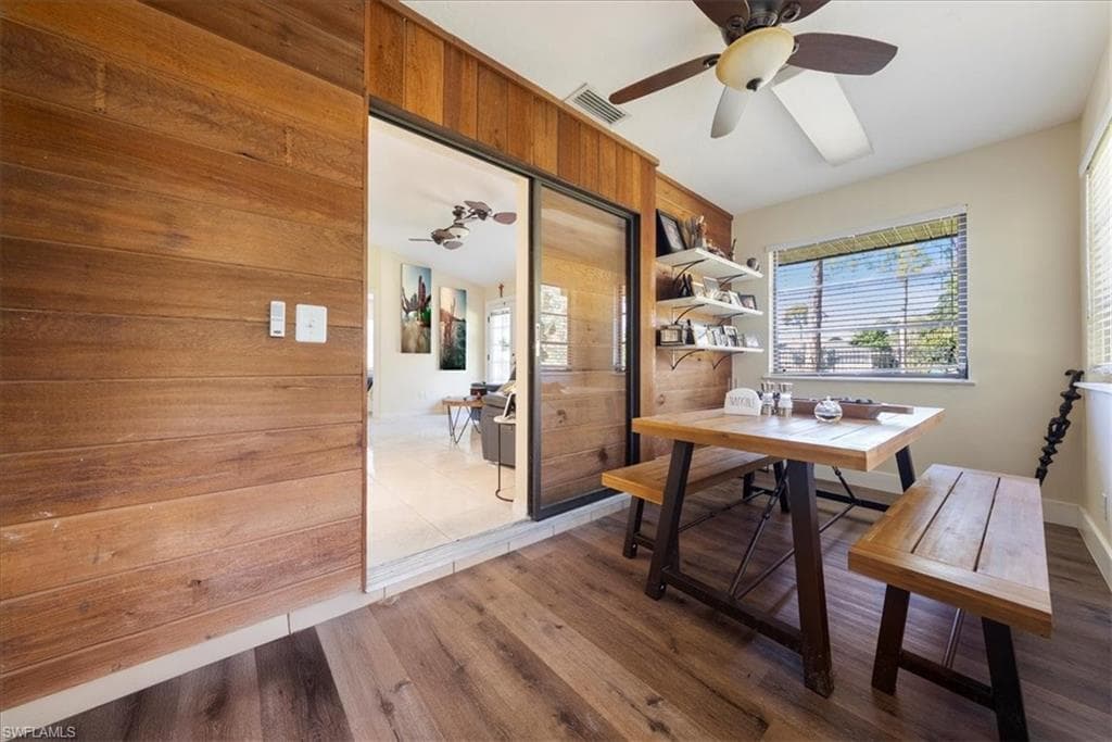 5501 Cynthia Ln, Naples, FL 34112-38