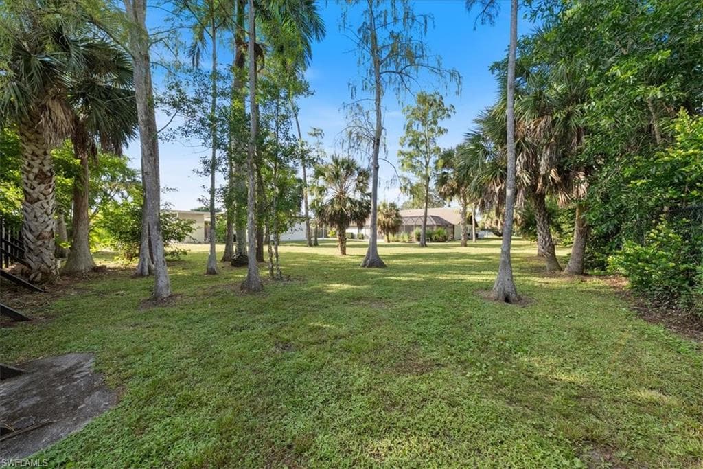 5501 Cynthia Ln, Naples, FL 34112-45