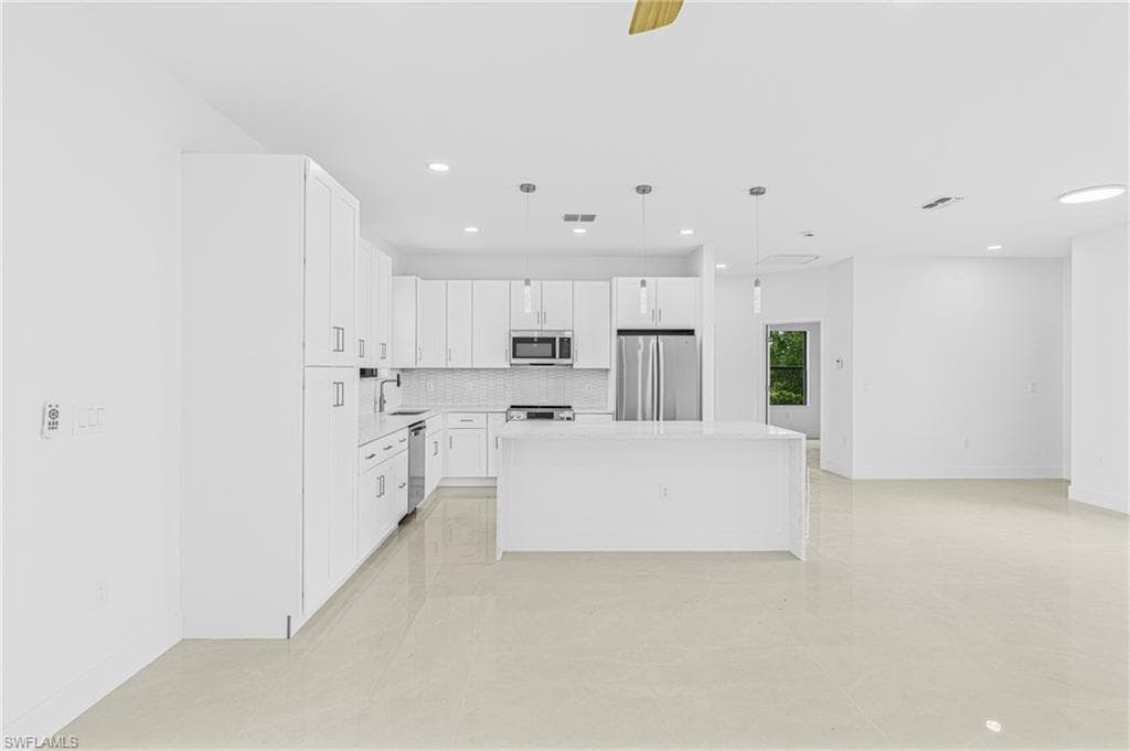 343 Pullman St, Lehigh Acres, FL 33974-14