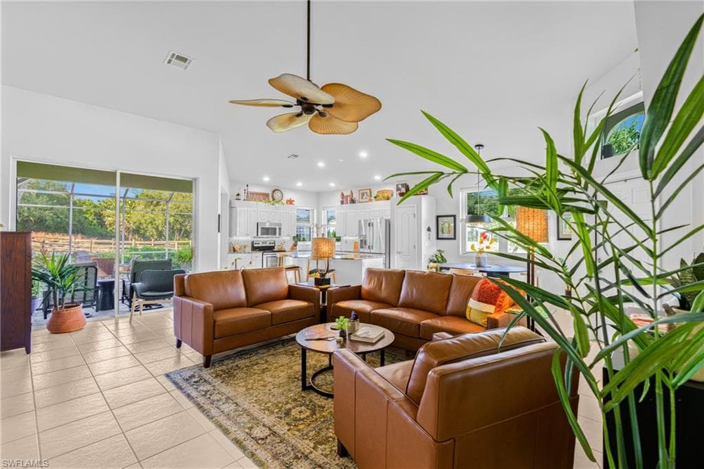 9225 Coachhouse Ln, Estero, FL 33928-13