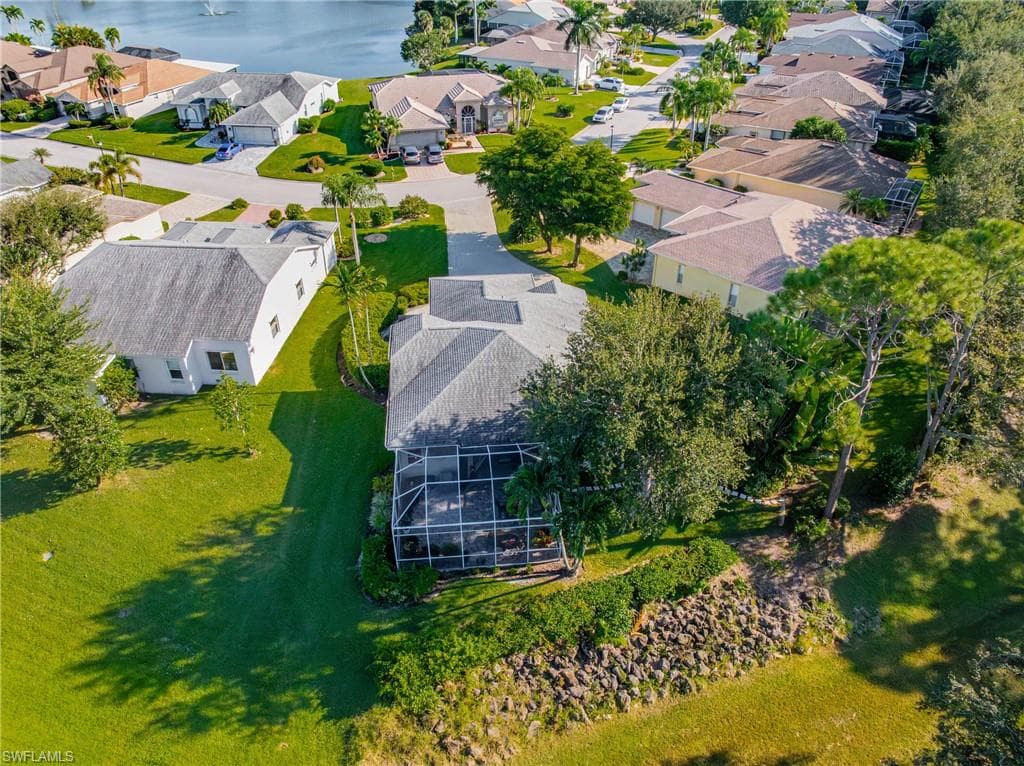 9225 Coachhouse Ln, Estero, FL 33928-40