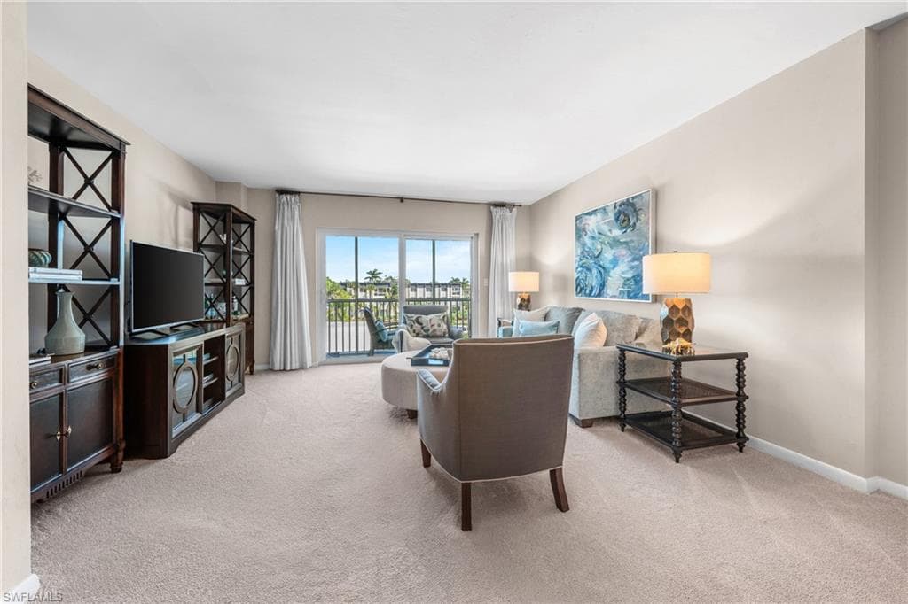 1977 Gulf Shore Blvd N 306, Naples, FL 34102-9