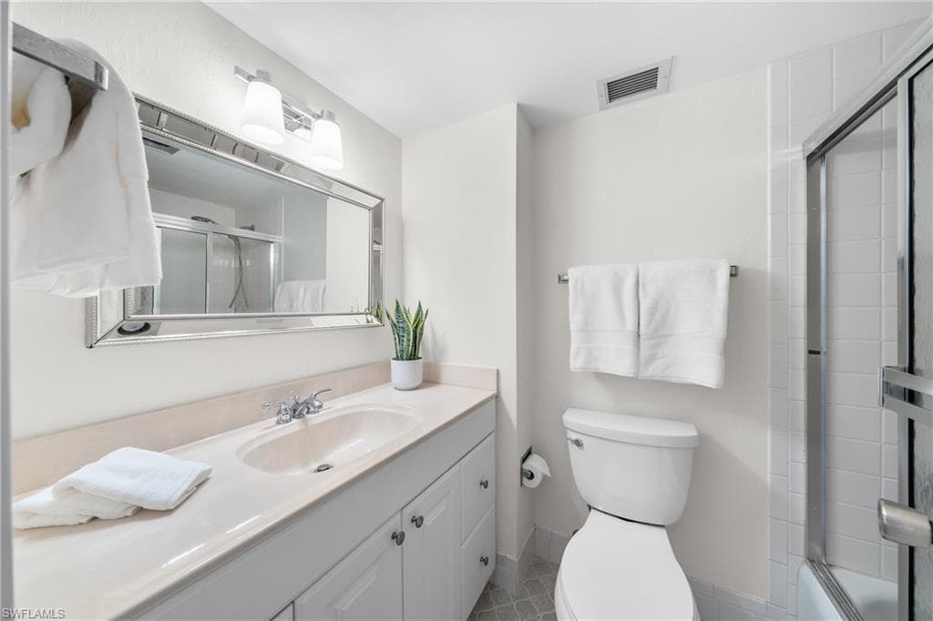 1977 Gulf Shore Blvd N 306, Naples, FL 34102-29