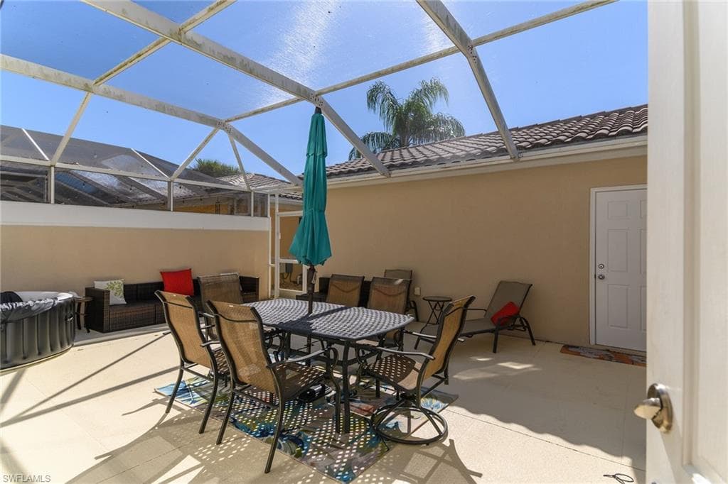 8044 Josefa Way, Naples, FL 34114-30