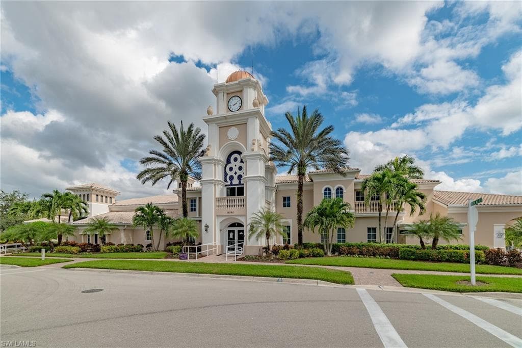 8044 Josefa Way, Naples, FL 34114-39