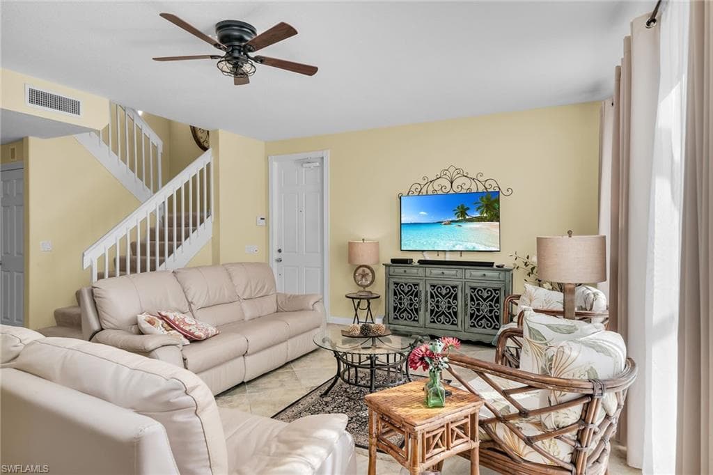 8044 Josefa Way, Naples, FL 34114-7