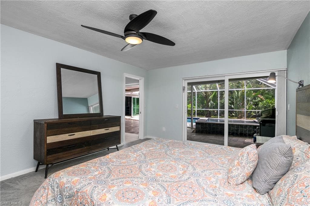 330 Country Club Dr, Naples, FL 34110-16