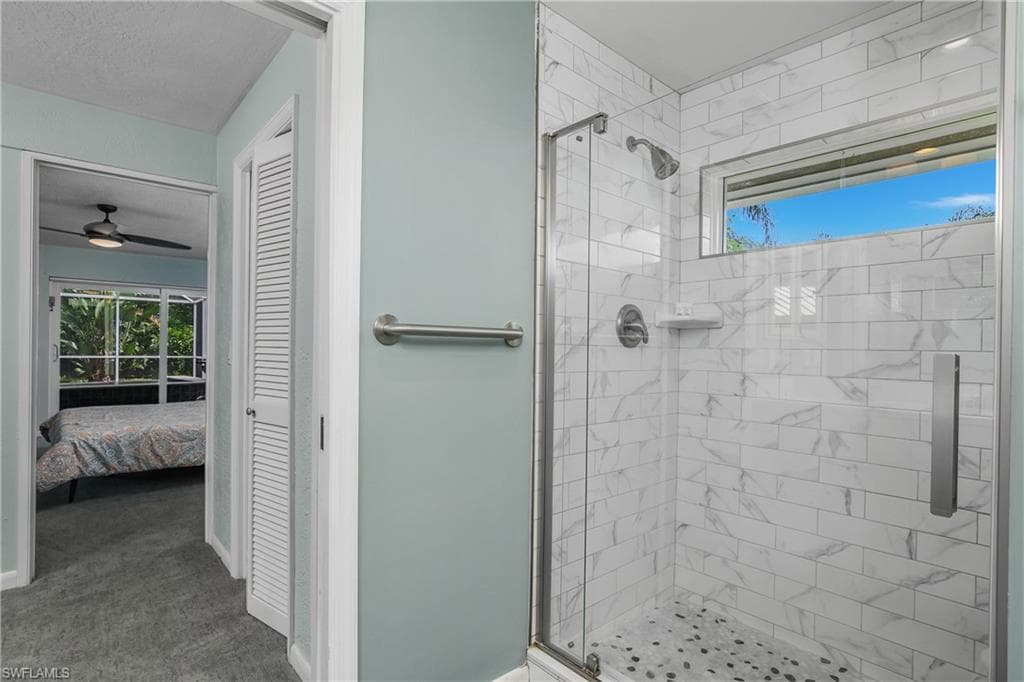 330 Country Club Dr, Naples, FL 34110-19