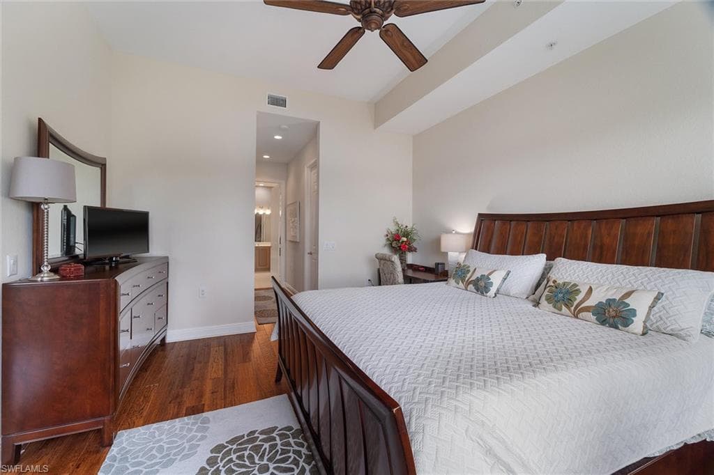 9243 Tesoro Ln 102, Naples, FL 34114-28