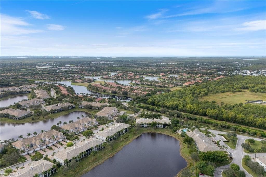 9243 Tesoro Ln 102, Naples, FL 34114-46