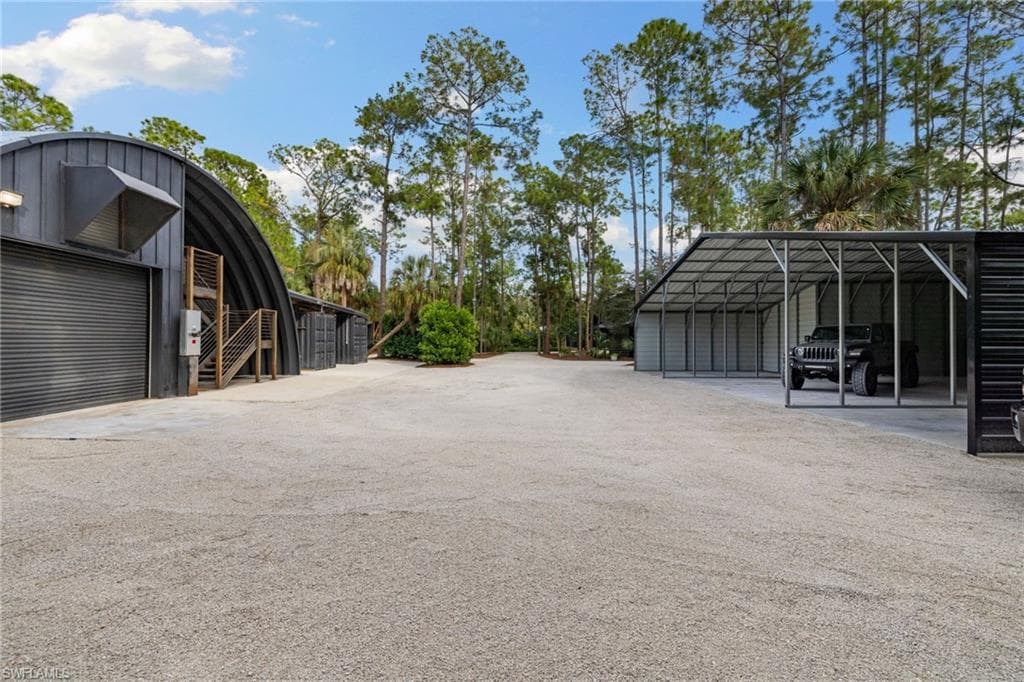 805 24th Ave NW, Naples, FL 34120-30