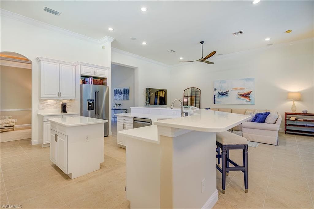 28649 Pienza Ct, Bonita Springs, FL 34135-8