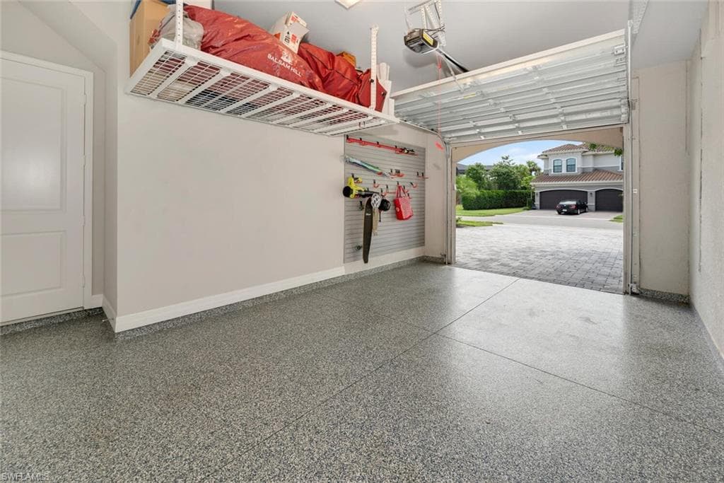 4541 Azalea Dr, Naples, FL 34119-29